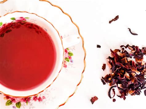 5 Delicious Hibiscus Tea Recipes You'll Want To Try | Afternoon Tea Reads