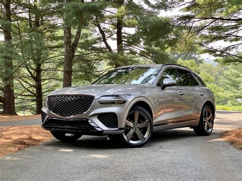 First drive review: 2022 Genesis GV70 fits in like jumbo shrimp