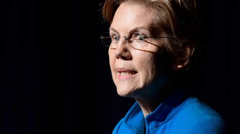 Elizabeth Warren apologizes for Native American identity claims