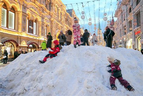 Moscow hasn’t seen this much SNOW since 1973! (PHOTOS) - Russia Beyond