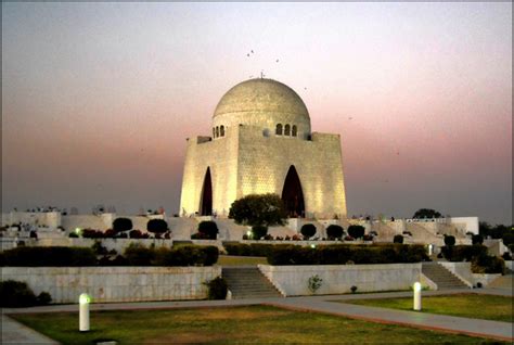 10 most beautiful architecture of Pakistan