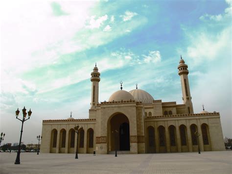 Travel Trip Journey : Al Fateh Grand Mosque Bahrain