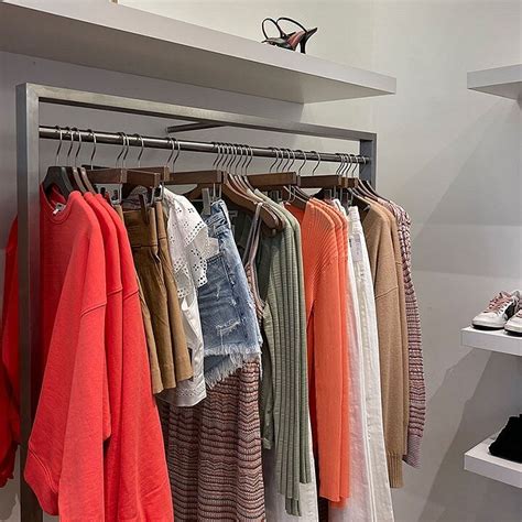 Shop the Best Boutiques in NYC with a Stylist - All You Need to Know ...