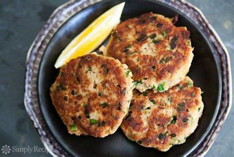 Fried tuna patties | Recipes, Cooking recipes, Tuna patties recipes