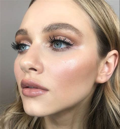 50 Pretty And Fresh Makup Looks For You To Start Your Year 2020 - Cute ...