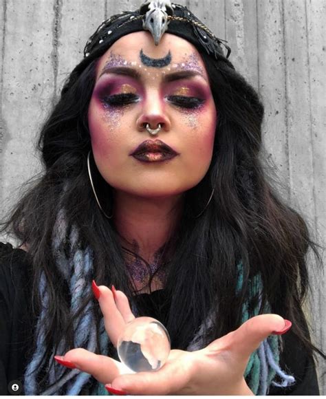 21 Flawless Gypsy Makeup For Halloween - The Glossychic