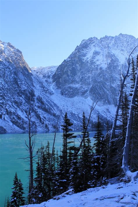 One of my favorite hikes in the Pacific Northwest- Colchuck Lake in ...