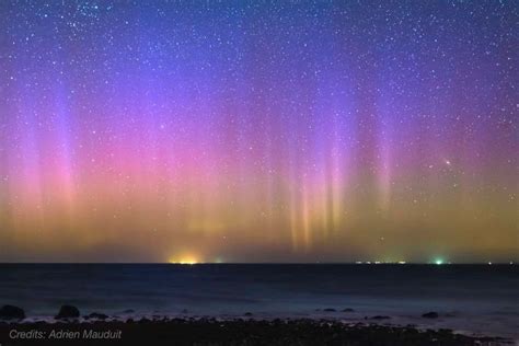 Have you ever seen blue Aurora Borealis - Aurora Borealis Observatory