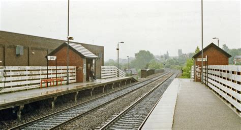 Chapeltown station, 1988 © Ben Brooksbank :: Geograph Britain and Ireland