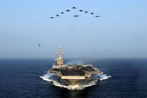 DVIDS - Images - USS Dwight D. Eisenhower [Image 2 of 4]