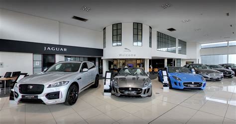 Stratstone Jaguar, Nottingham - Car Dealers (new & Used) in Nottingham NG7 2GS - 192.com