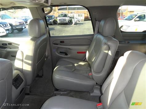 Tan/Neutral Interior 2005 Chevrolet Tahoe Z71 4x4 Photo #59192043 | GTCarLot.com