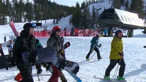 Alpine Meadows sees busy weekend following deadly avalanche