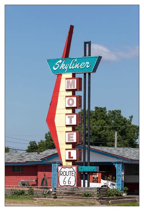 Skyliner Motel | 717 W Main St, Stroud, OK 74079 | Ken Foto | Flickr