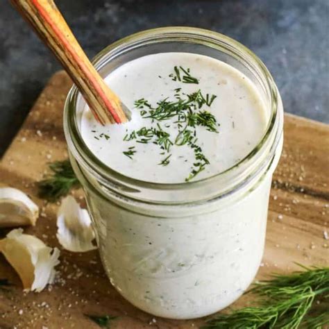 Homemade Buttermilk Ranch Dressing recipe • a farmgirl's dabbles