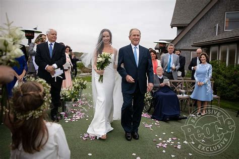 See Barbara Bush's Stunning Wedding Photos