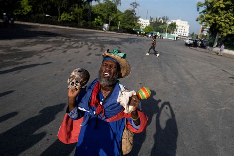 Thousands protest in Haiti as UN discusses troop request | PBS News