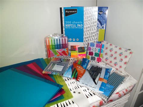 Freckled Elle: Back to School Stationery Haul