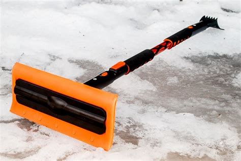 Best Ice Scraper and Snow Brush 2020 | Reviews by Wirecutter