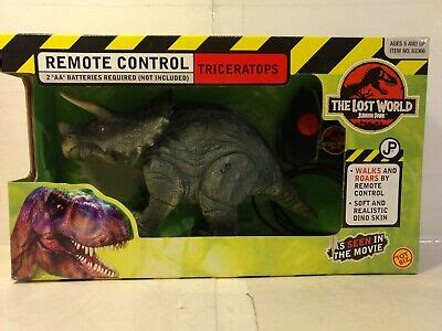 Toy Biz Jurassic Park The Lost World Remote Control Triceratops 1997 t3124 35112633662 | eBay