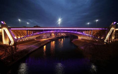 Pawtucket River Bridge on 2016-04-22 - lit up in purple to honor the memory of Prince : pics