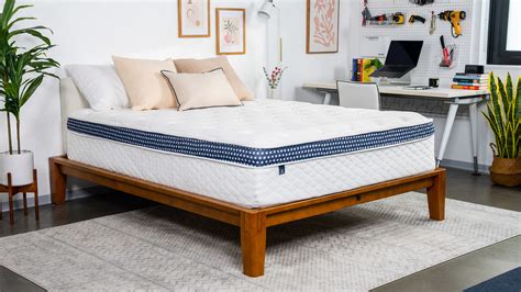 Innerspring vs Foam Mattress: What Are the Differences? - Fathom News