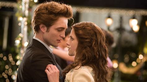 Twilight: Midnight Sun: Cast, Premiere Date, and Everything To Know About the Netflix Series ...