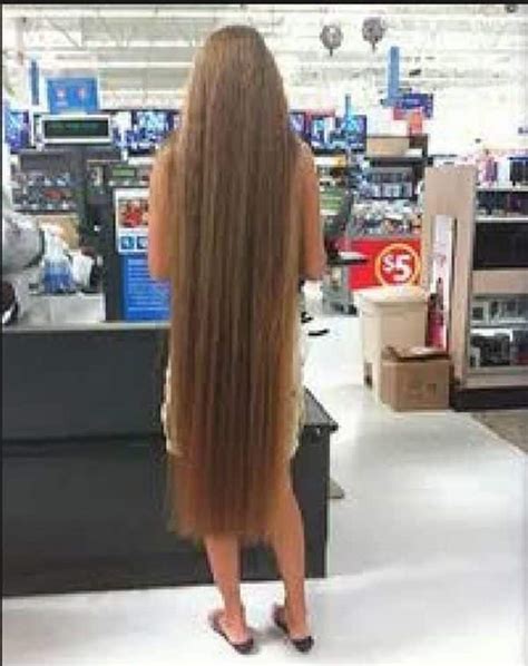 Longest Hair Women- 30 Girls with Longest Hairs In the World