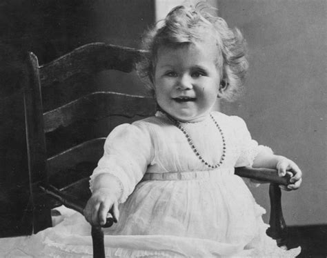 These Cute Photos of a Young Queen Elizabeth II Will Make You Realize ...