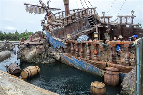 Shanghai Disneyland Treasure Cove Pirates of the Caribbean – Le Parcorama