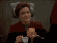 Captain Janeway PFP - Captain Janeway Profile Pics