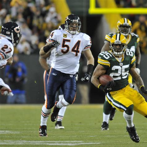 Sizing Up the Defense for the Chicago Bears in the NFL Offseason | News ...