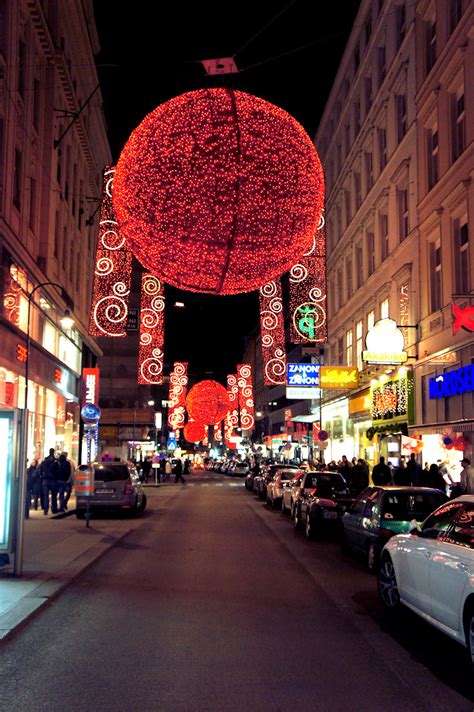 Xmas City Lights Vienna - Viki Secrets