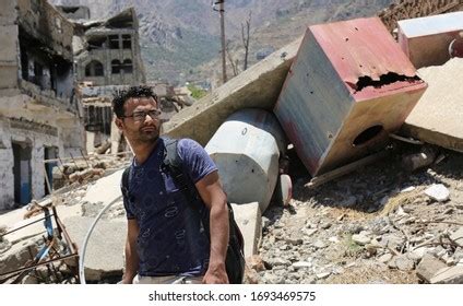 Taiz Yemen 04 Aug 2016 Yemeni Stock Photo 1693469575 | Shutterstock