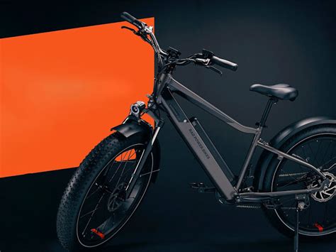 Rad Power Bikes RadRover 6 Plus fat electric bike gives you up to 45+ miles per charge » Gadget Flow