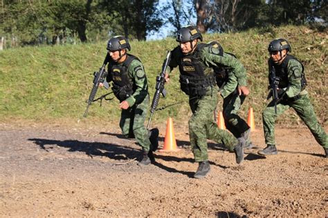 [Military] Mexican Army Special Forces assault team in Fuerzas Comando ...