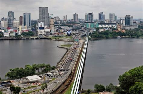 Khor Yu Leng research: Singapore-Malaysia border crossing (update 10 ...