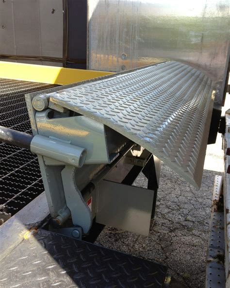 Manual Edge Of Dock Leveler | Yard Ramps, Yard Ramp Rental & Portable Loading Ramps From Copperloy