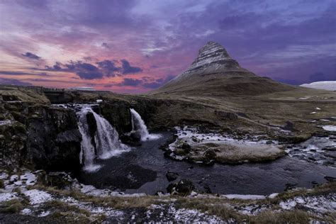 Grundarfjordur the town of Kirkjufell | Attractions in Iceland | Arctic ...