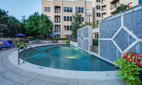 North Dallas, TX Apartments | Rienzi at Turtle Creek Apartments