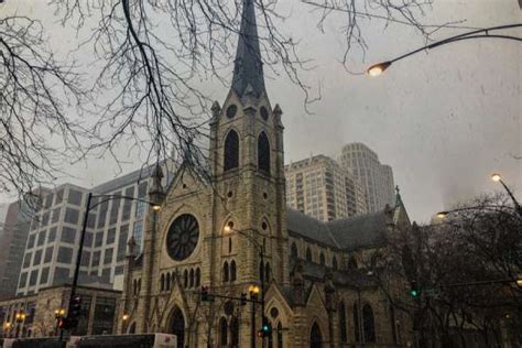 Chicago archdiocese announces another round of parish mergers ...