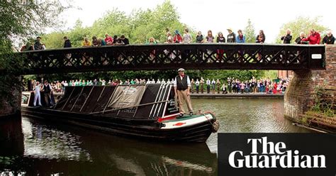 London 2012 Olympic torch relay: day 43 – in pictures | Sport | The ...