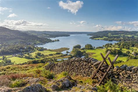 10 must-visit UK holiday destinations for summer | Arlo Wolf