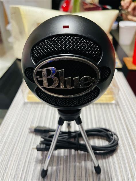 Blue Snowball Ice Microphone, Audio, Microphones on Carousell