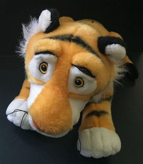 Rajah Stuffed Animal Tiger Plush Aladdin Jasmine Pet Cat Disney Store Toy | eBay | Disney store ...