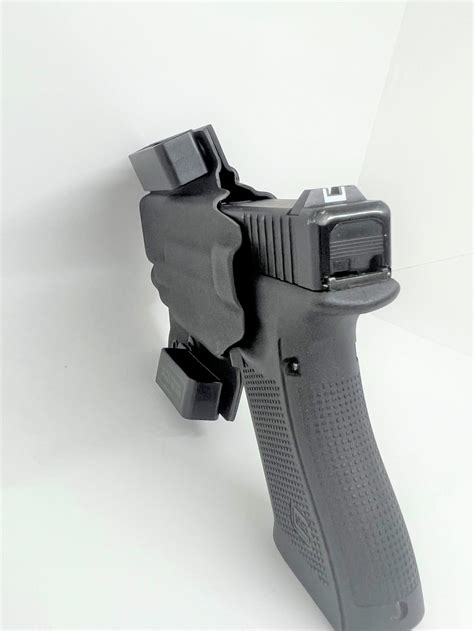 LIGHT BEARING GLOCK 17/19 KYDEX OWB HOLSTER FOR STREAMLIGHT TLR 7-7A – GM Tactical