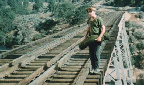 'Stand by Me': The deleted train trestle scene you never saw