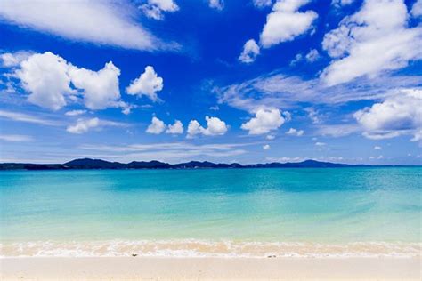 Okinawa beach | Naoya Matayoshi | Flickr