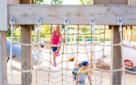 rope-climbing-net-playground-natural-wood-custom - Earthscape Play