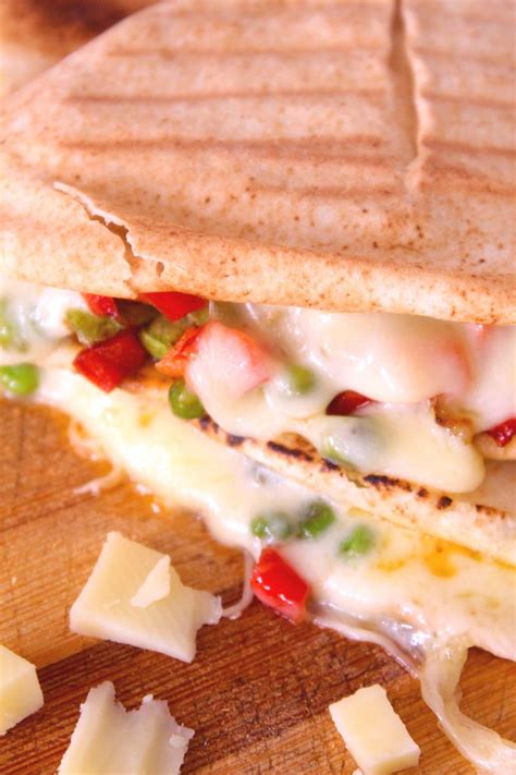 Pita Sandwich Recipe That Is Bursting With Flavor!